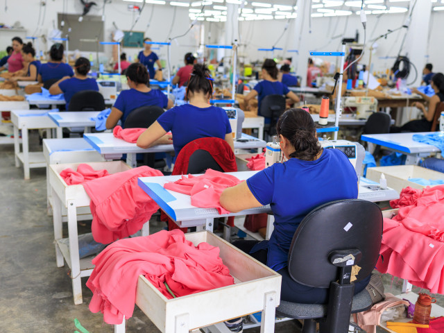 O Governo do Estado disponibiliza o Qualifica Sergipe, programa que oferta cursos profissionalizantes, de acordo com as necessidades de cada região