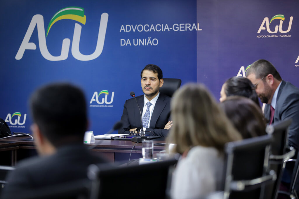 AGU diz que só há conciliação com Minas após Estado voltar a pagar a dívida