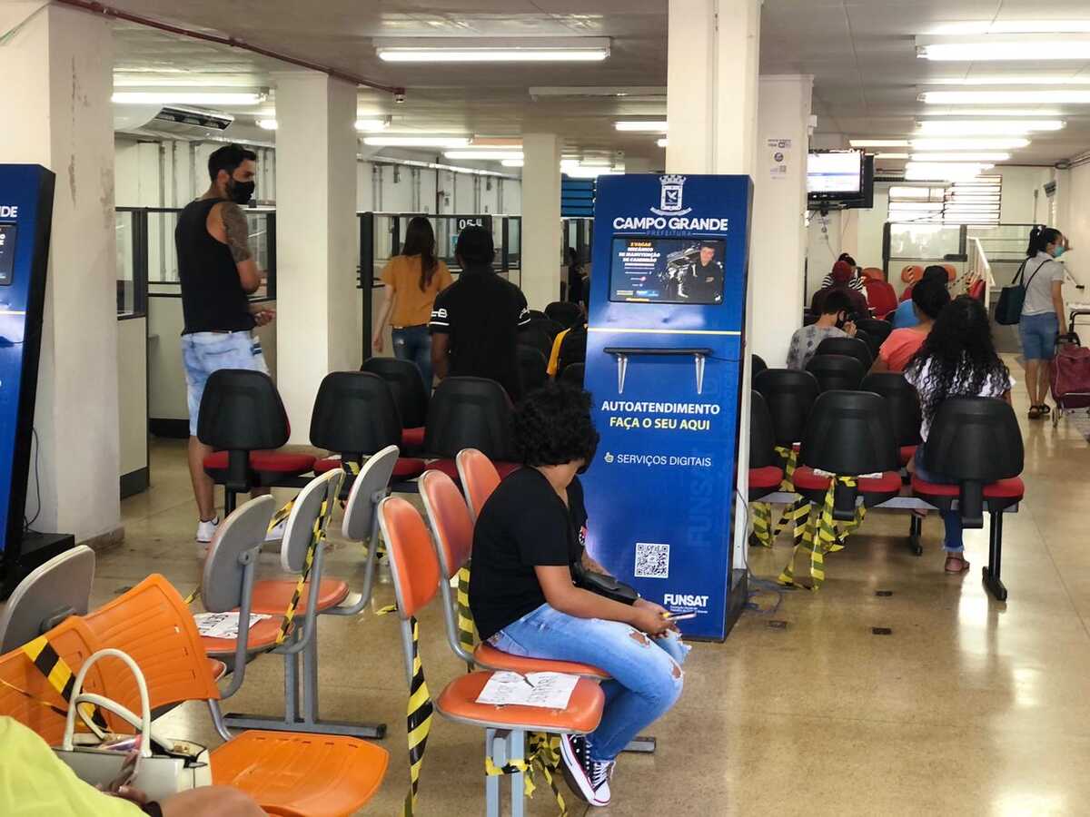Campo Grande oferece mais de 3 mil vagas de emprego em 162 áreas | CBN Campo Grande