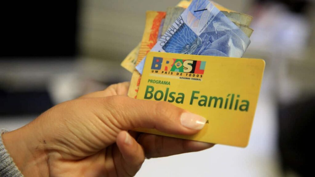 Descubra quem pode receber o Bolsa Família antecipadamente e acelere seus benefícios