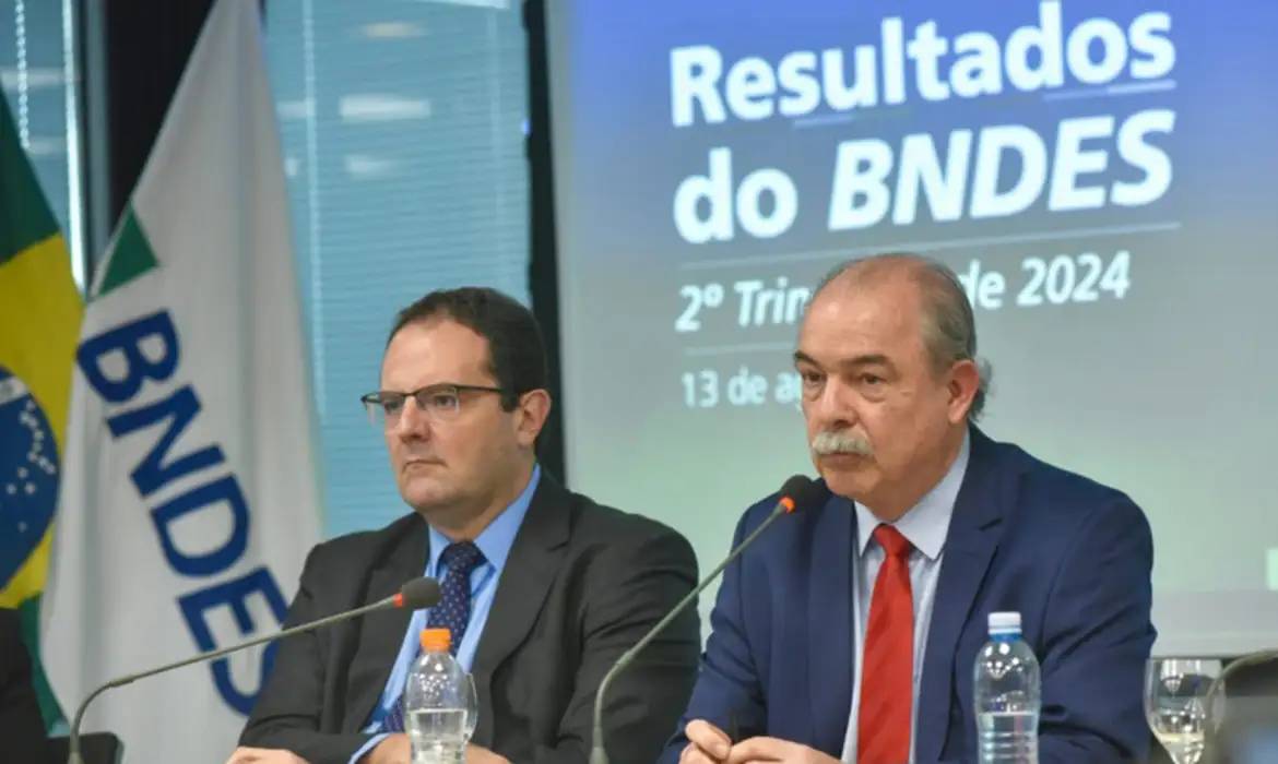 Dividendos do BNDES podem render mais de R$ 24 bilhões ao governo