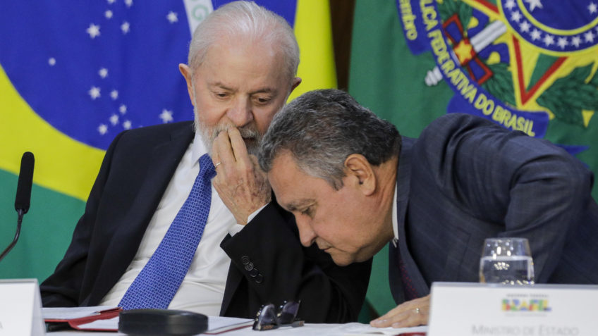 Lula e Rui Costa. Este discutirá as emendas no STF