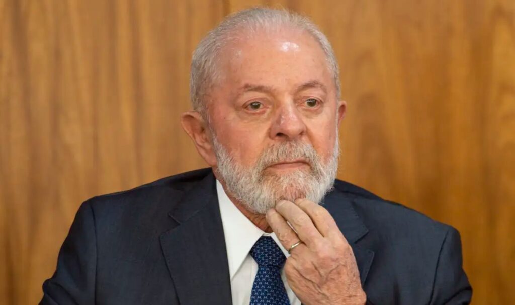 Lula diz que Eduardo Leite deveria agradecer ações do governo