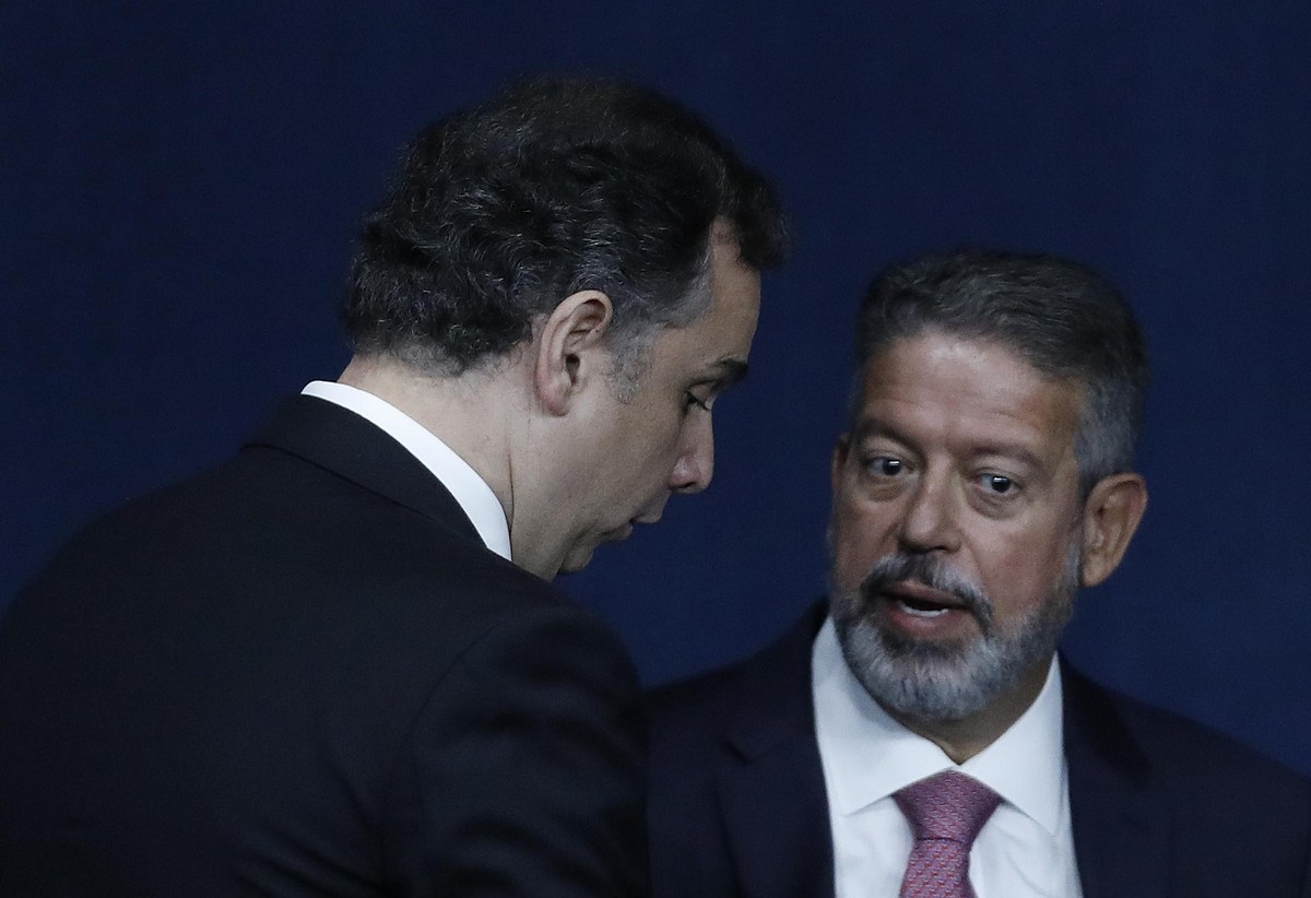 Pacheco teve encontros com Lula e Lira antes de almoço no STF para discutir suspensão a emendas | Política