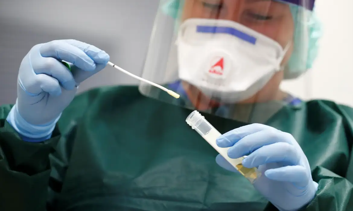 AGU celebra acordos para beneficiar enfermeiros incapacitados pela covid-19