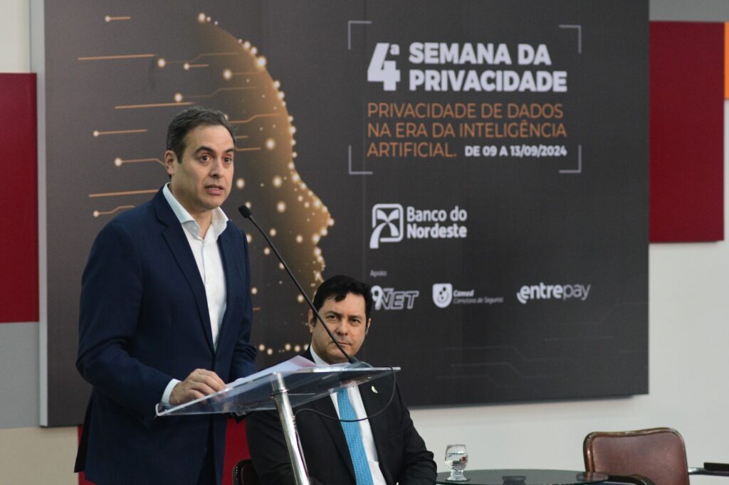 Banco do Nordeste debate regulação da inteligência artificial em evento sobre privacidade de dados