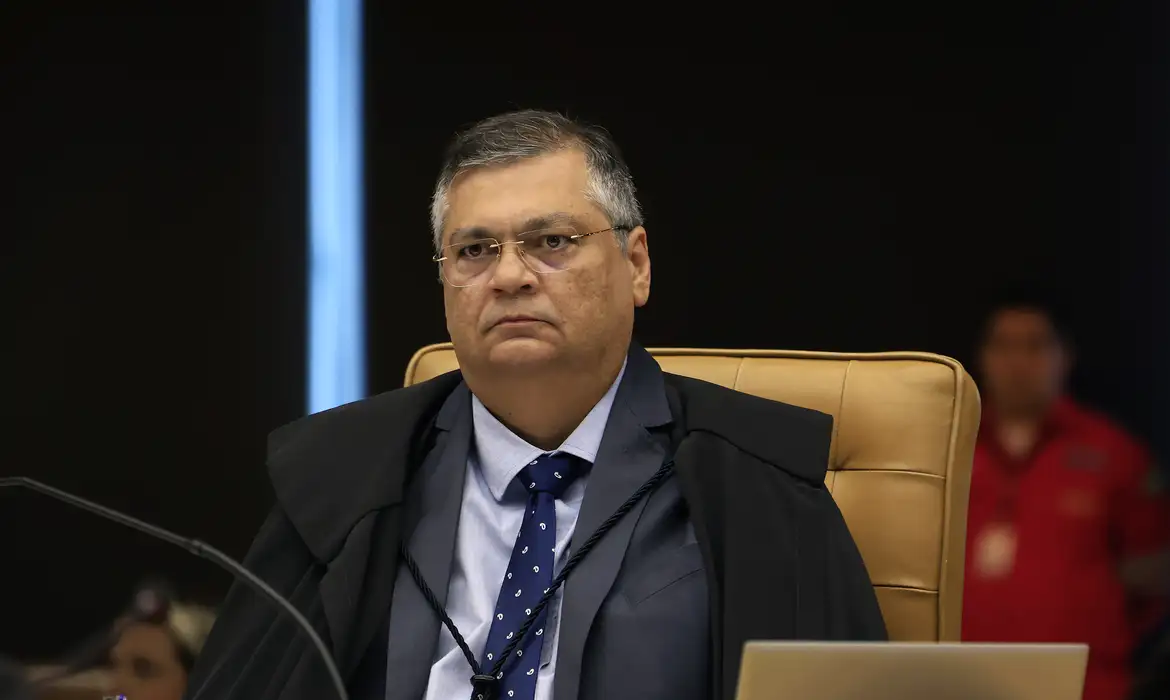 Dino autoriza crédito extraordinário fora do limite de... ABC do ABC