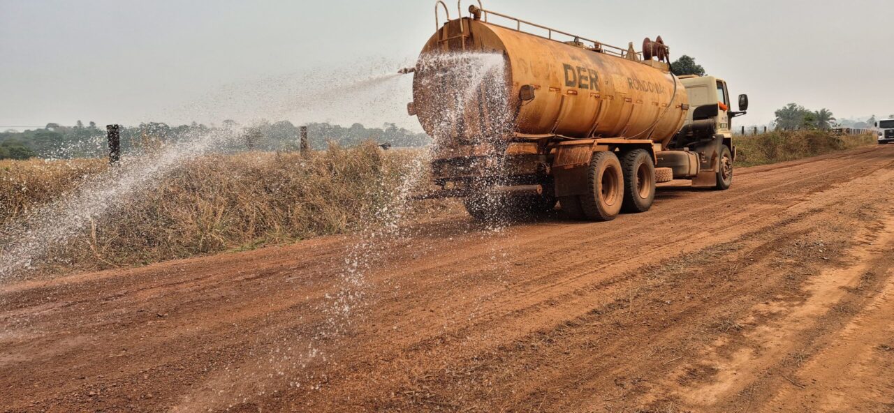 Estradas, Transportes, Serviços Públicos - Iniciada pelo governo de RO a recuperação dos 28 Quilômetros da RO-484 em Santa Luzia d’Oeste - Governo do Estado de Rondônia