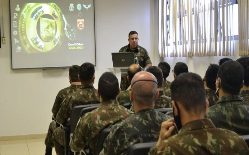 Exército Brasileiro destina R$ 50 mil por projetos para inteligência artificial, geoinformação, saúde e liderança militar e outros