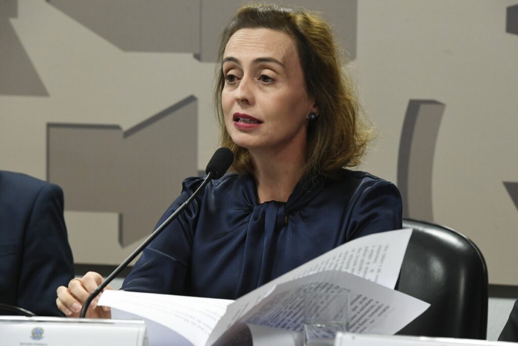 Governo articula indicar mulher para vaga em diretoria do BC | Finanças