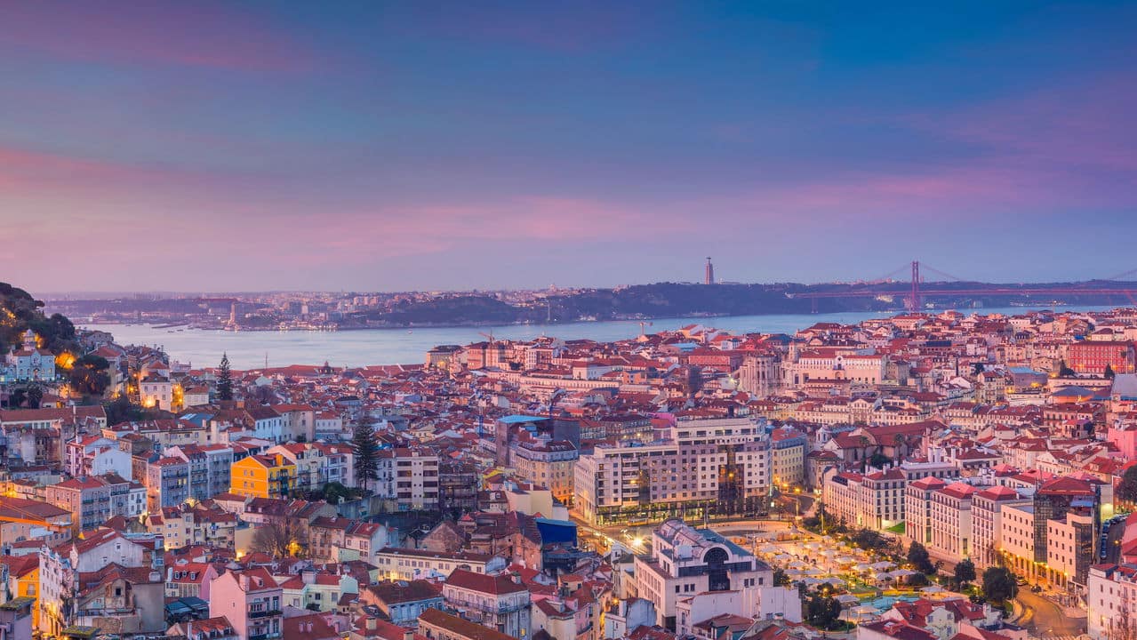 Multinacional abre 200 vagas de emprego em Portugal