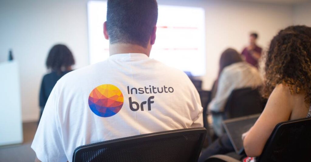 Instituto BRF oferece curso de espanhol gratuito p...