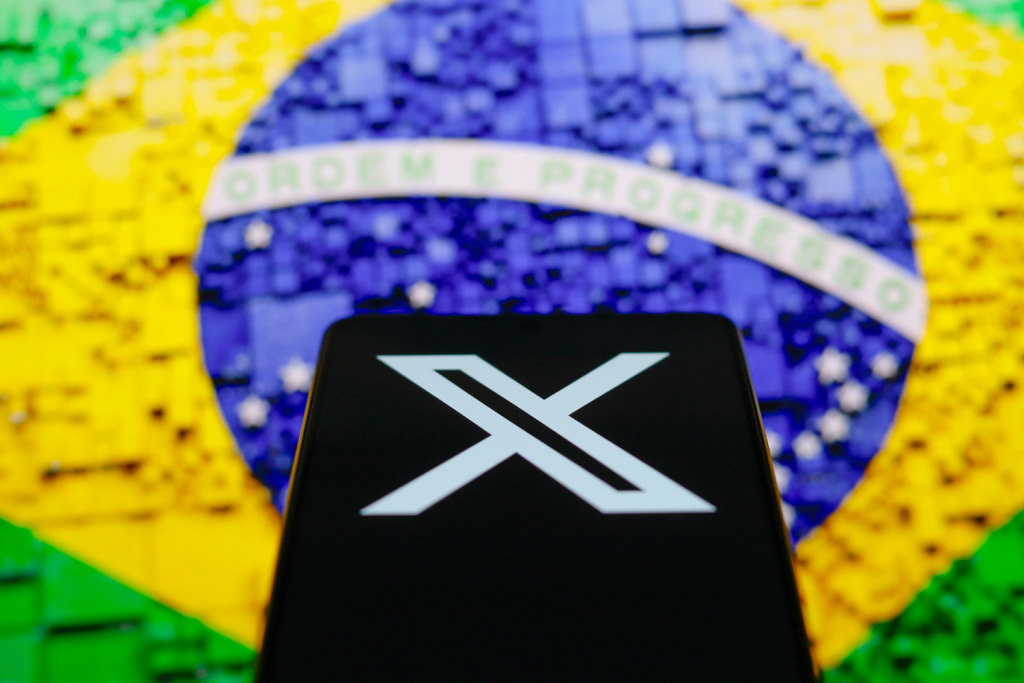 X anuncia esforços para colaborar com governo e retornar ao Brasil
