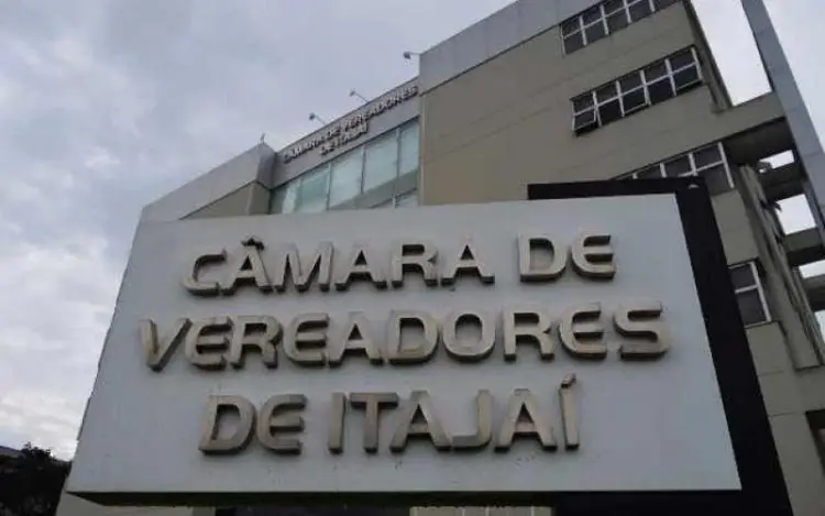 Está aberto o edital do projeto Câmara Mirim de Itajaí