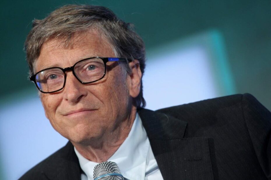 Bill Gates diz que a inteligência artificial vai substituir médicos e professores em menos de 10 anos