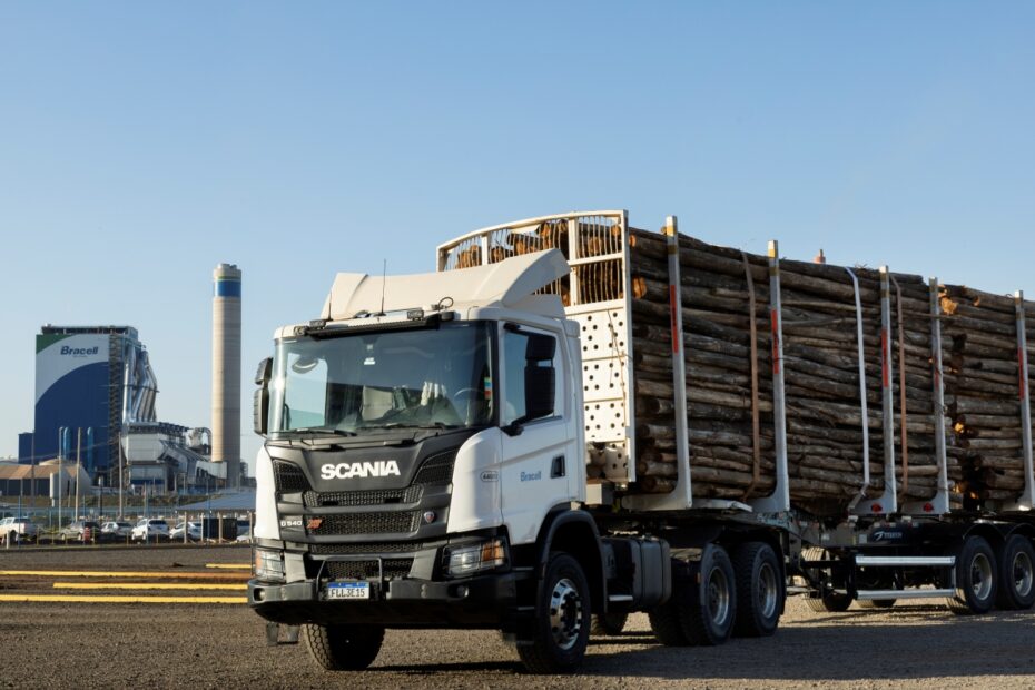 Bracell anuncia vagas para motoristas CNH E, operadores de máquinas florestais e linha amarela