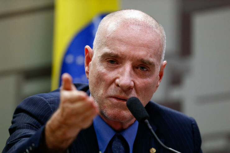 Eike não pode minerar – O Bastidor