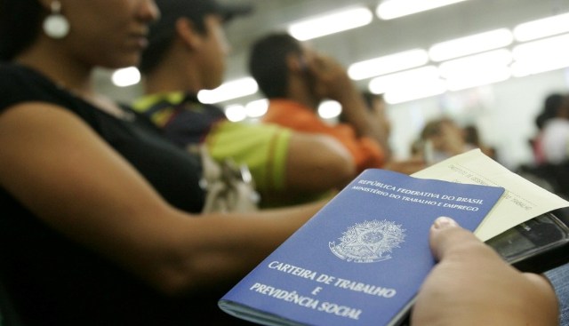 Paraíba inicia semana com 76 vagas de emprego em cinco municípios
