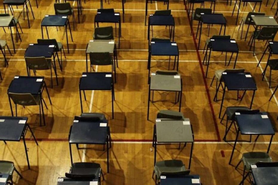 Alunos foram proibidos de usar seus celulares para não usar o ChatGPT; ninguém imaginava que o problema seriam os professores