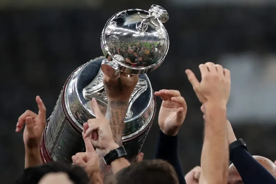 IA projeta Palmeiras x Atlético Nacional nas 8as da Libertadores