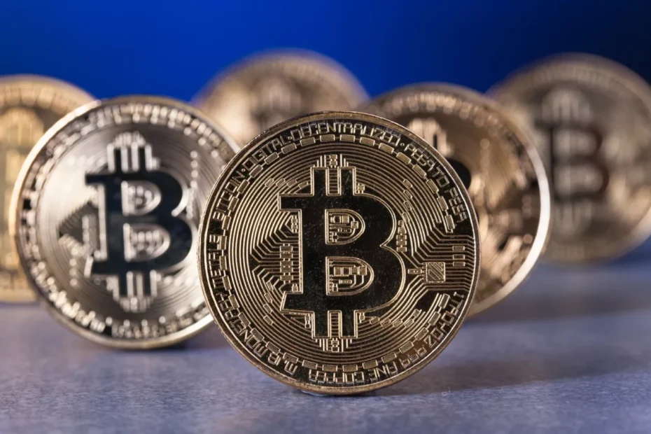 Bitcoin opera estável, de olho no ambiente regulatório nos EUA; veja cotação