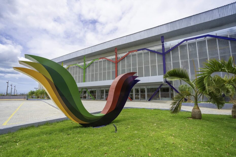 Carreiras do futuro, inteligência artificial e universidades globais em destaque na EAV College Fair