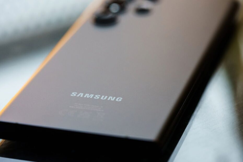 O celular mais popular da Samsung em 2025 está com um problema grave