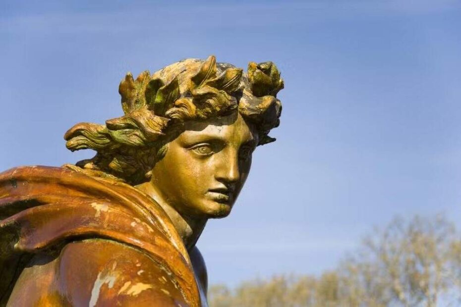 Palácio de Versalhes usa inteligência artificial para fazer estátuas "falarem"