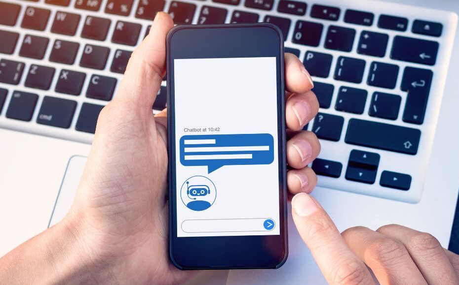 Pesquisas mostram como interações com chatbots de IA afetam o bem-estar social e emocional das pessoas