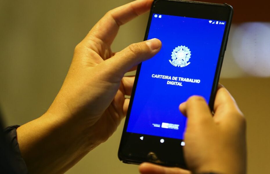 Prefeitura do ES abre 600 vagas com salários de até R$ 10 mil