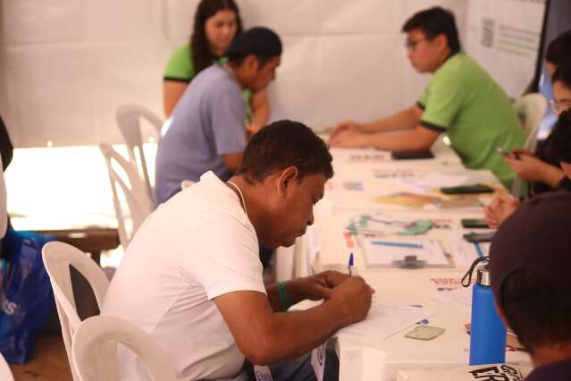4 mil vagas de emprego e estágio em feira na Praça Belmar Fidalgo