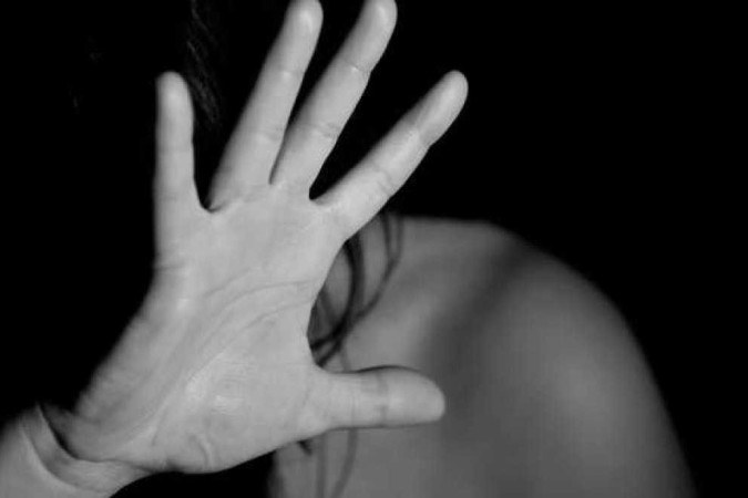 Homem quebra portão da casa da ex por não aceitar fim do relacionamento em Arapiraca