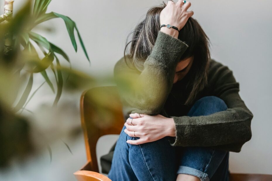 Por que jovens recorrem ao ChatGPT para 'fazer terapia'? Resposta pode estar na sensação de falta de apoio | Ciência e Saúde