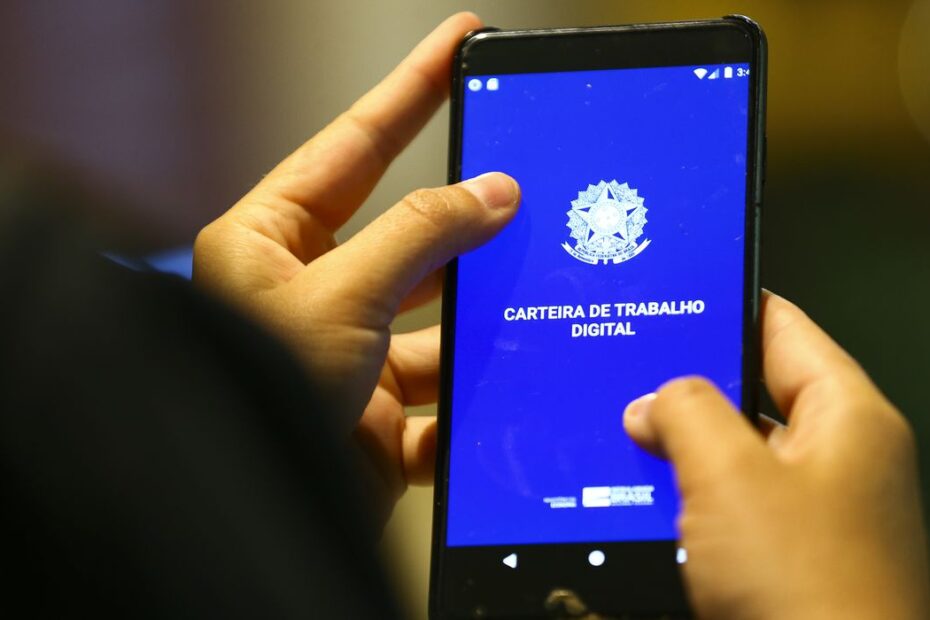 SineBahia tem vagas com salários de até R$ 2,5 mil nesta segunda (7)