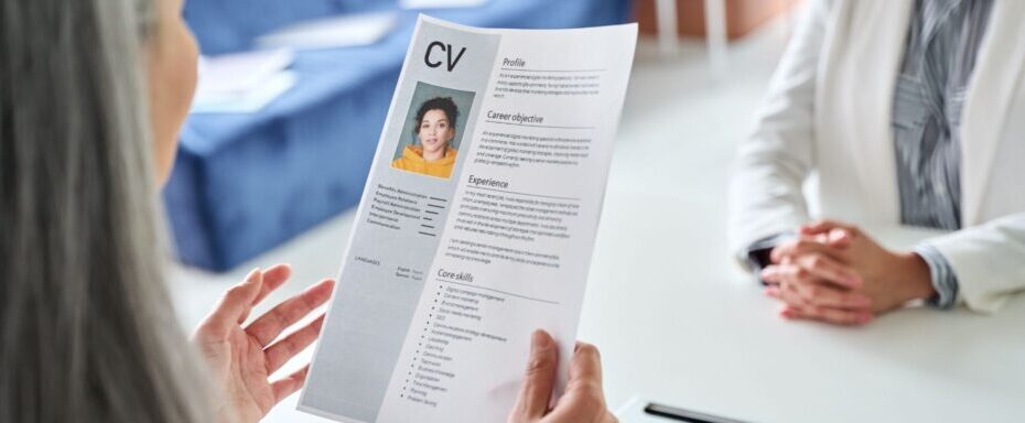 como os recrutadores identificam candidaturas falsas