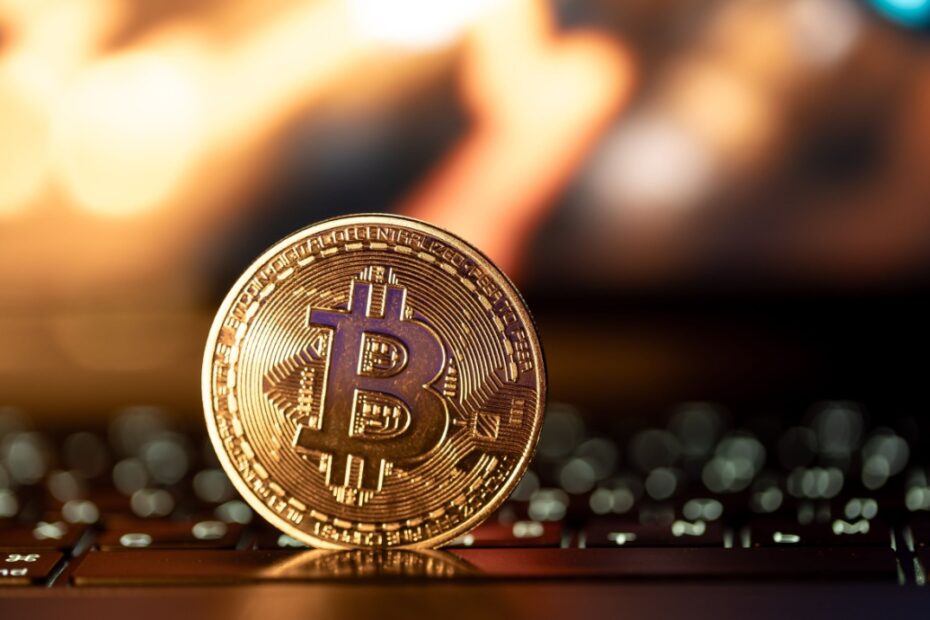 moeda dourada de bitcoin
