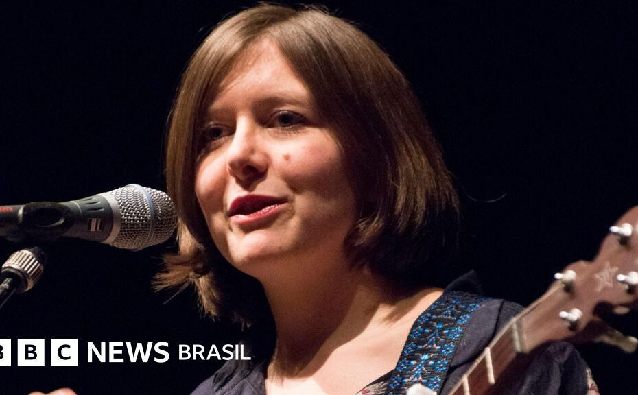 Inteligência artificial: o 'álbum novo' de cantora folk que nem ela conhecia – criado com AI