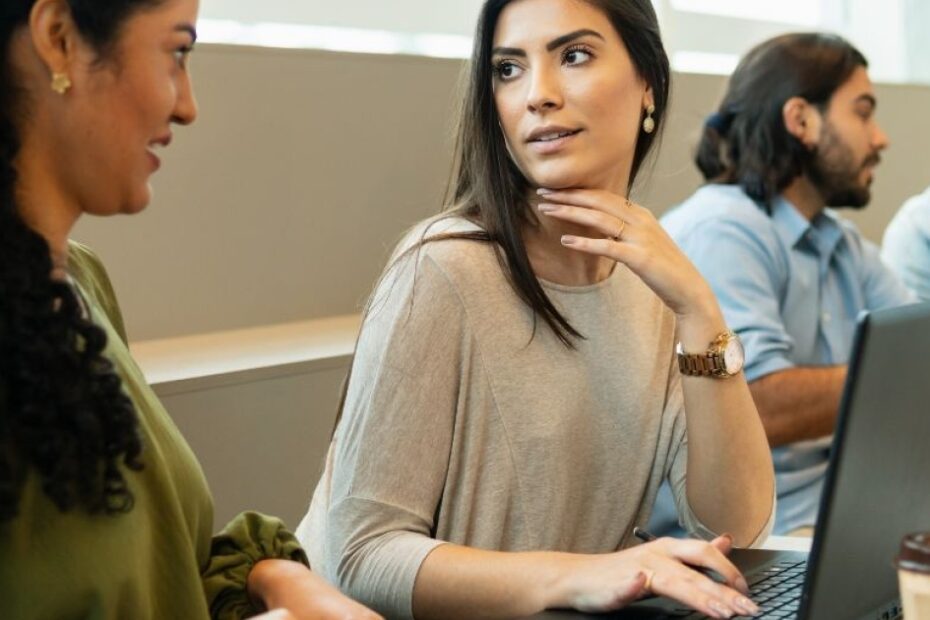 Mastertalk debate uso da inteligência artificial na gestão de dados 