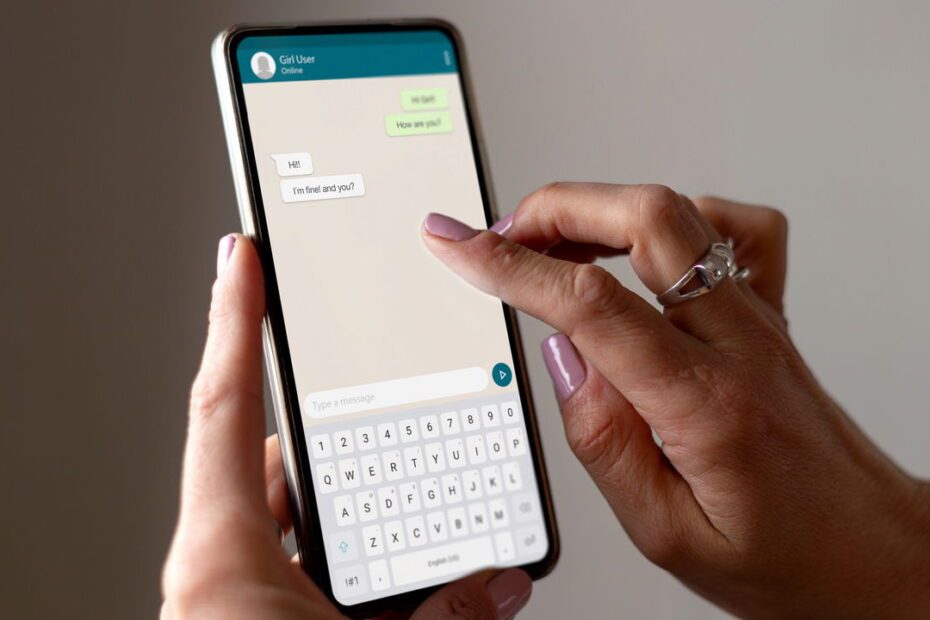 Nova função do WhatsApp permite que uma IA te ajude a escrever mensagens!