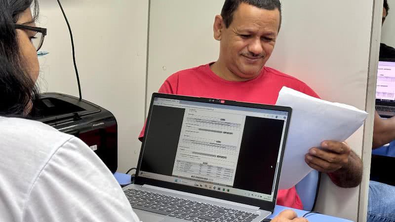 Semana começa com quase 2,5 mil vagas de emprego disponíveis; confira