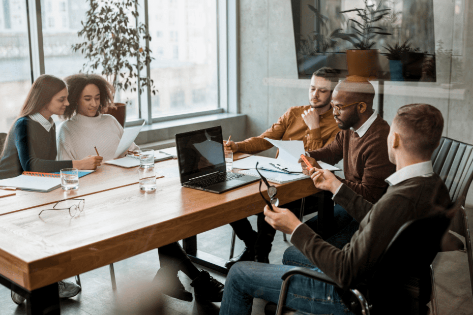 Vantagem da adoção da inteligência artificial para agências