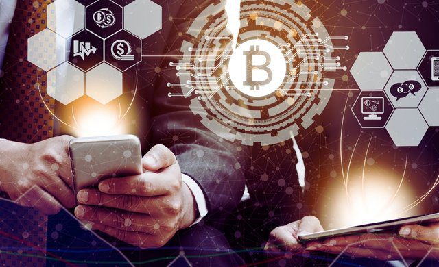 Bitcoin fecha em alta nesta terça-feira (16/09) e Solana lidera ganhos entre altcoins