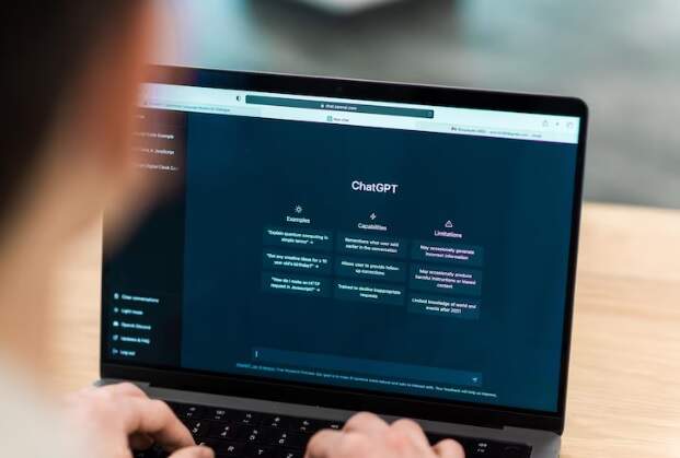 ChatGPT evolui, mas ainda não é "doutor"