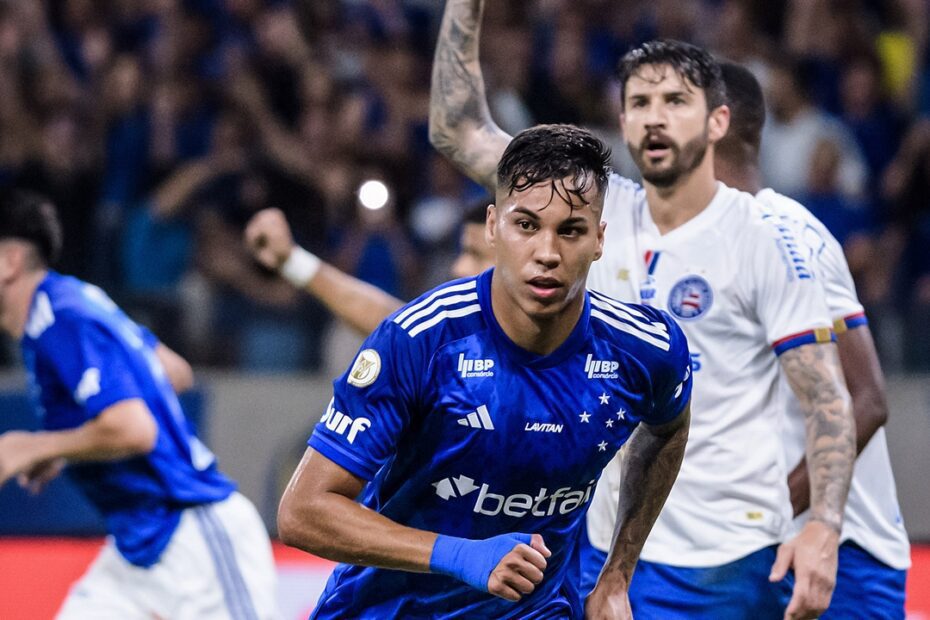 ChatGPT prevê expulsão, jogo emocionante e vitória apertada