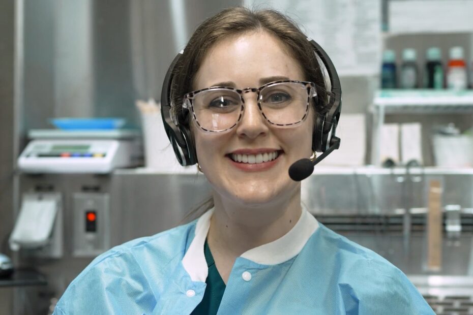 Jovem de 32 anos ganha 100 mil euros anuais e trabalha na área da saúde sem ter um diploma de medicina