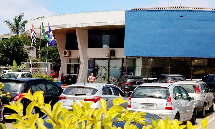 Prefeitura abre Processo Seletivo Simplificado para contratação de Técnico de Informática e Técnico em Edificações