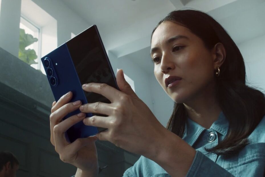 Samsung aposta em dobráveis e IA para revolucionar produtividade no celular | Samsung