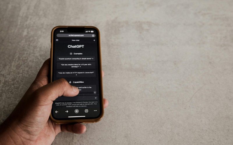 Seu celular vai ter ChatGPT Plus de graça? Entenda como funciona nova parceria entre operadora e OpenAI
