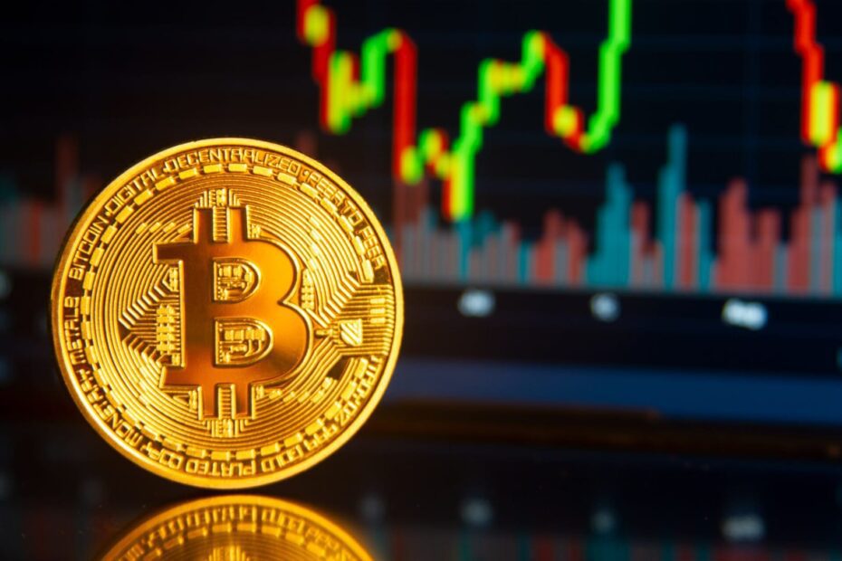 Bitcoin se aproxima de suporte decisivo em US$ 98 mil e pode iniciar nova alta em novembro