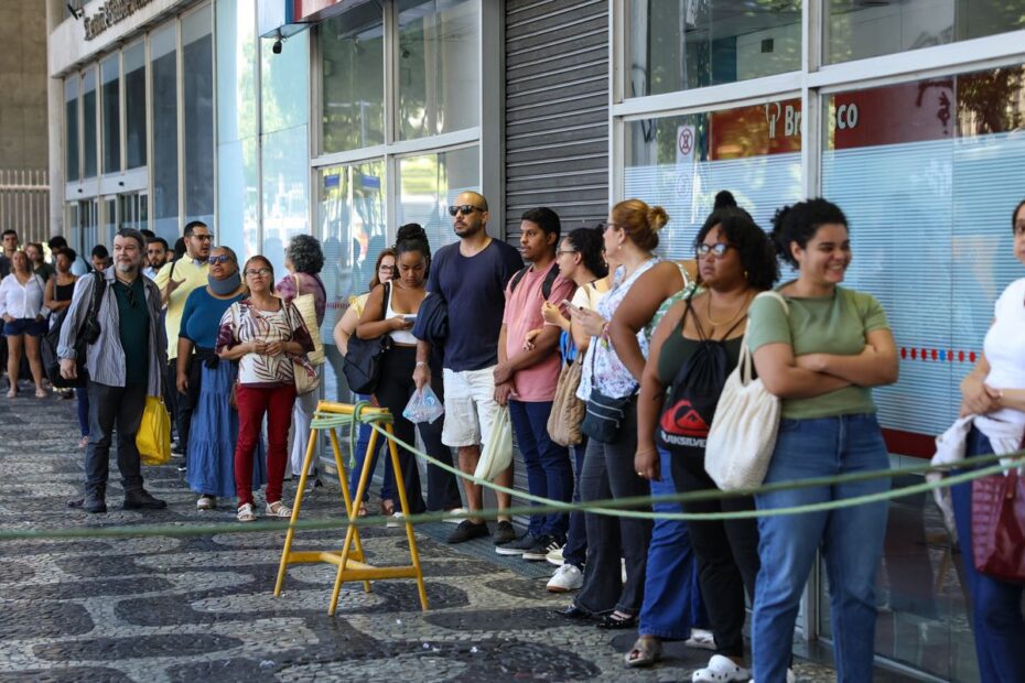 CNU: no Rio, candidatos buscam estabilidade e vida melhor para filhos